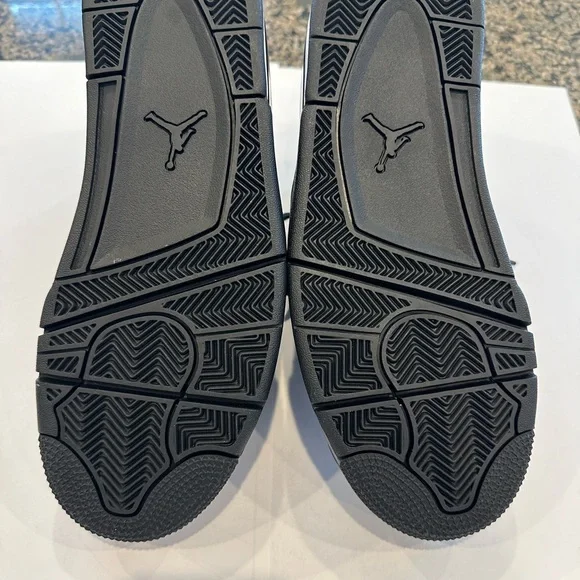 Jordan Athletic Shoes in Black and White
